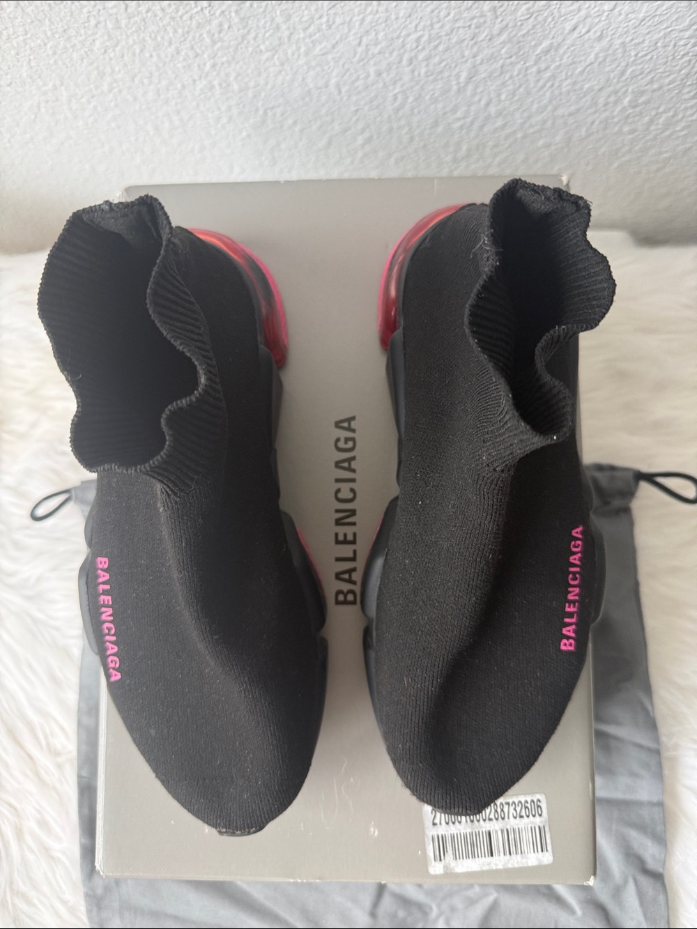 Balenciaga Black Sock Sneakers with Pink Branding - Picture 5 of 10